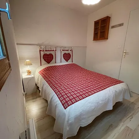 Great In Apartment *